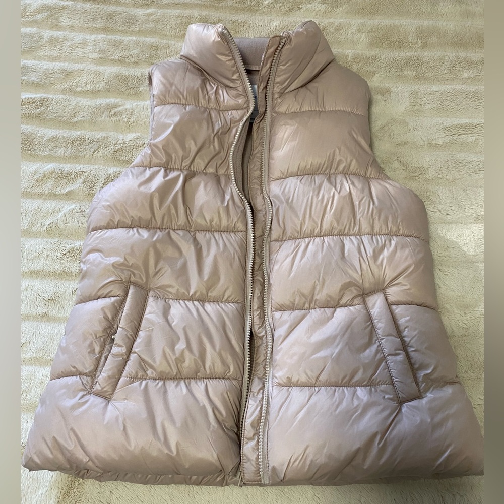 Old Navy Puffer Vest